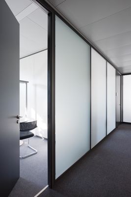 Smart Dimming Glass Partition Wall with PDLC Technology