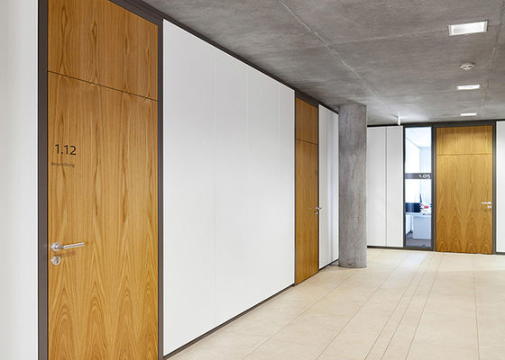 Phòng họp Acoustic Solid Partition Wall Galvanized Steel Partition Wall Systems Phòng họp