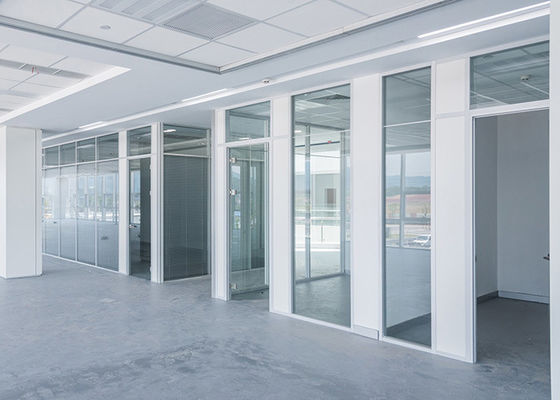 Phân tích tường phân vùng rắn cố định tấm tường thủy tinh chế tạo sẵn cho văn phòng