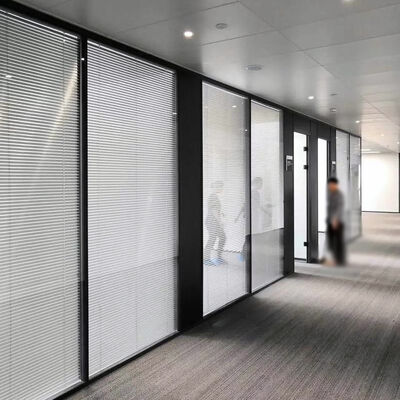 High-end chống âm Aluminium Frame Office Partition Glass Wall Space Room Divider với rèm cửa